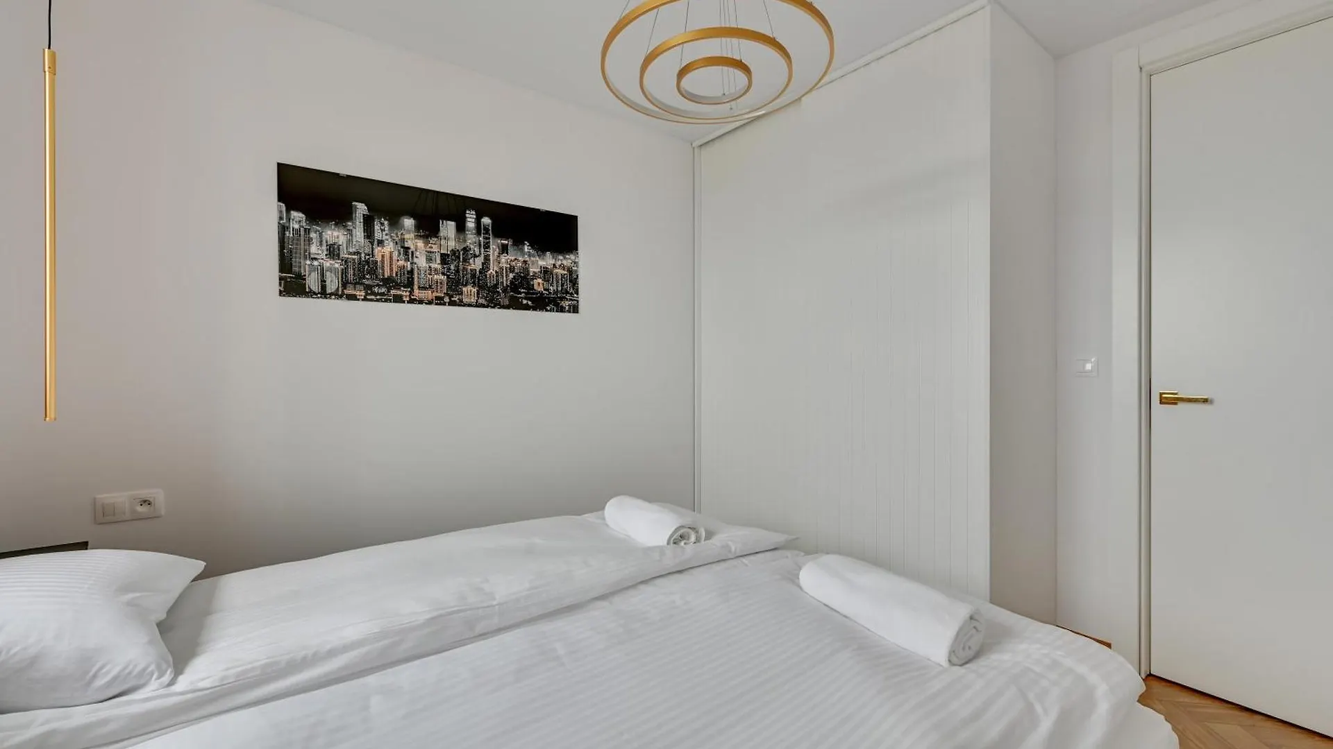 Luxury Voyager - Sea View Apartment Gdansk